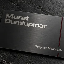 Çelik Kırmızı kart tasarımı